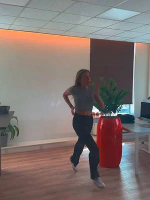 Als dit normaal zou zijn oh oh oh #marijnkuipers #normaliseren #workout #fyp #kantoorworkout @MARIJN KUIPERS
