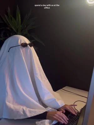 Boosiness causal at the office today 👻 #halloween #officelife #spookyseason #halloweenatwork #foryou